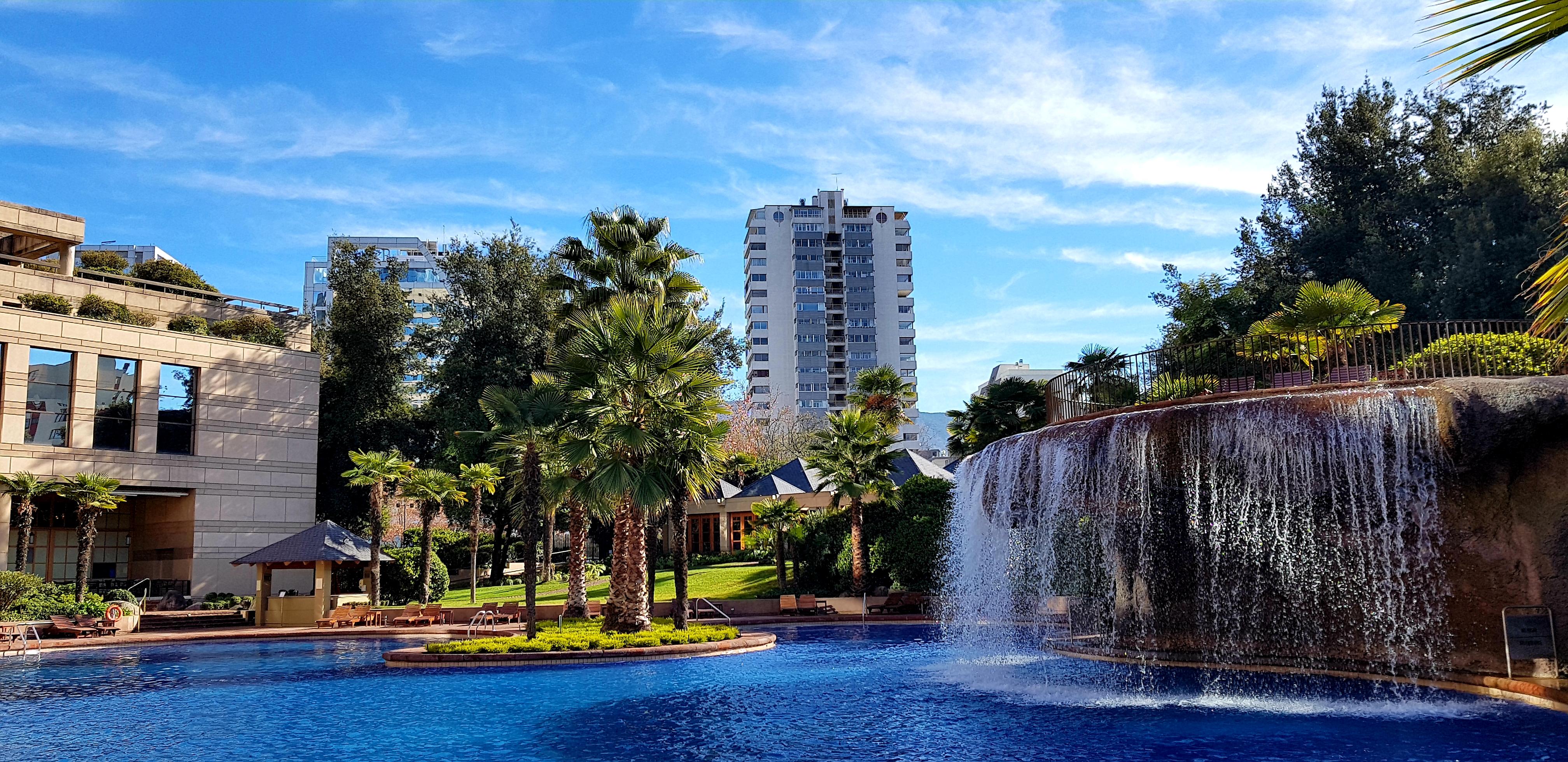 Mandarin Oriental, Santiago Hotel Luaran gambar Fountains at the resort