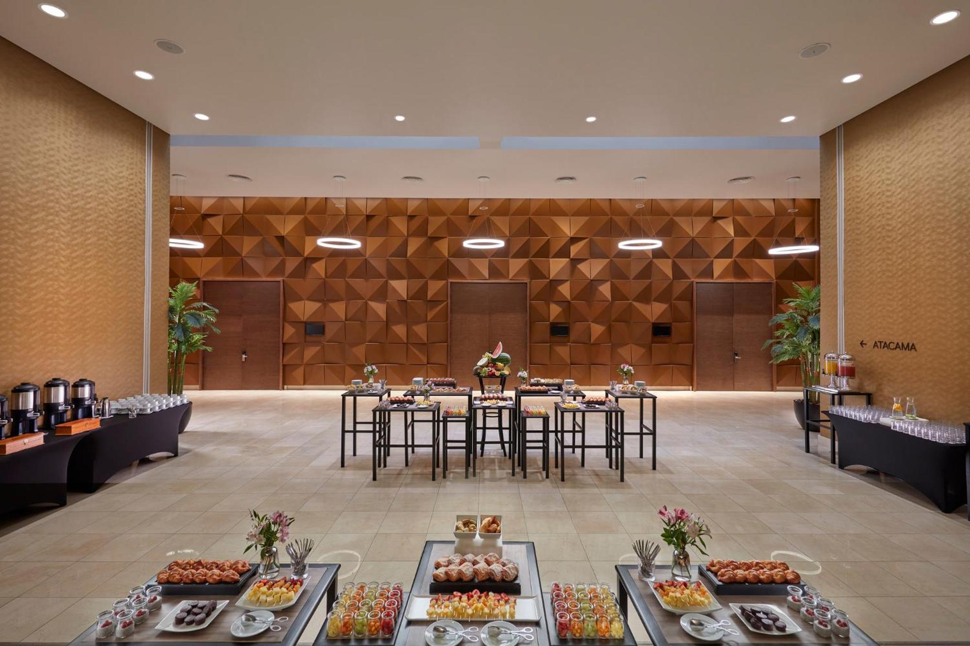 Mandarin Oriental, Santiago Hotel Luaran gambar The Atrium