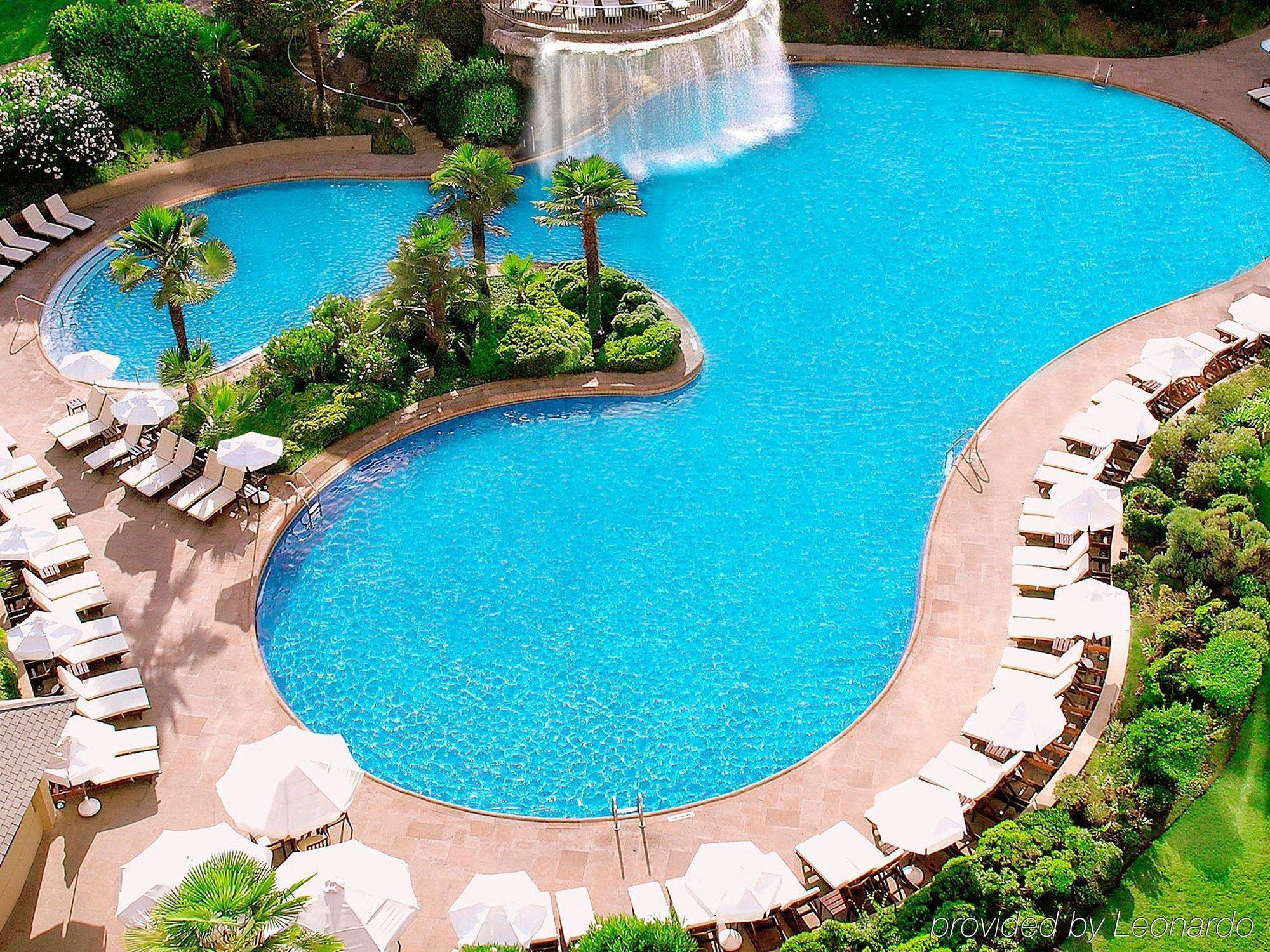 Mandarin Oriental, Santiago Hotel Luaran gambar The pool at the Westin Palace, Madrid